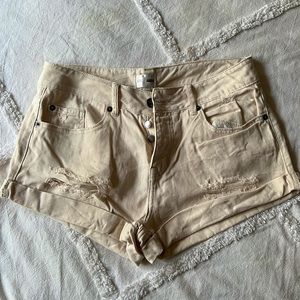 AMUSE SOCIETY | Tan / Khaki Distressed Shorts